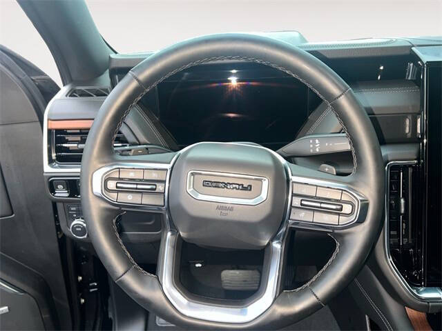 2025 GMC Yukon XL Denali