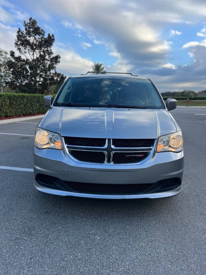 2016 Dodge Grand Caravan for sale at Lauren's Hot Wheels LLC in Leesburg, FL