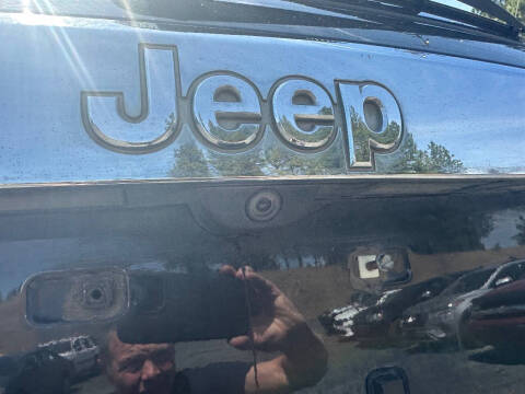 2011 Jeep Grand Cherokee Overland Summit