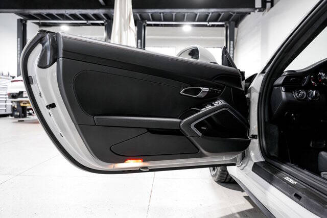 2018 Porsche 911 Carrera GTS