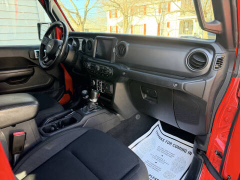 2021 Jeep Gladiator Willys Sport