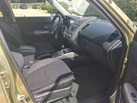 2012 Kia Soul +
