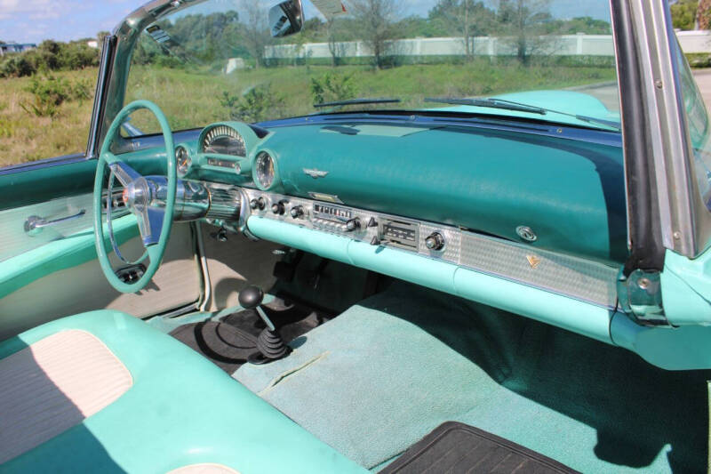 1955 Ford Thunderbird