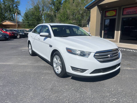 2017 Ford Taurus SEL
