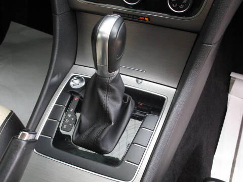 2015 Volkswagen Passat 2.0L TDI SE