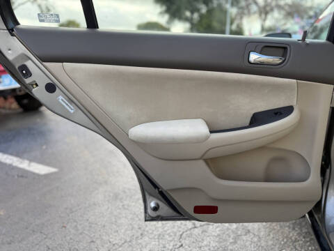 2004 Honda Accord LX