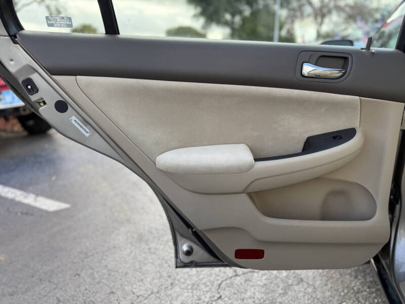 2004 Honda Accord LX