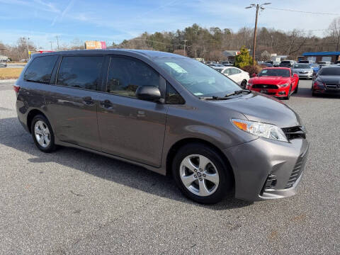 2018 Toyota Sienna L 7-Passenger