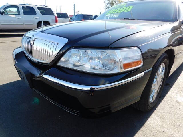 2007 Lincoln Town Car Executive