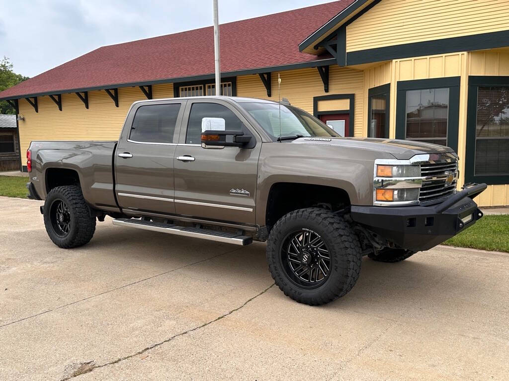 2015 Chevrolet Silverado 2500HD for sale at BANKERS AUTOS in Denton, TX