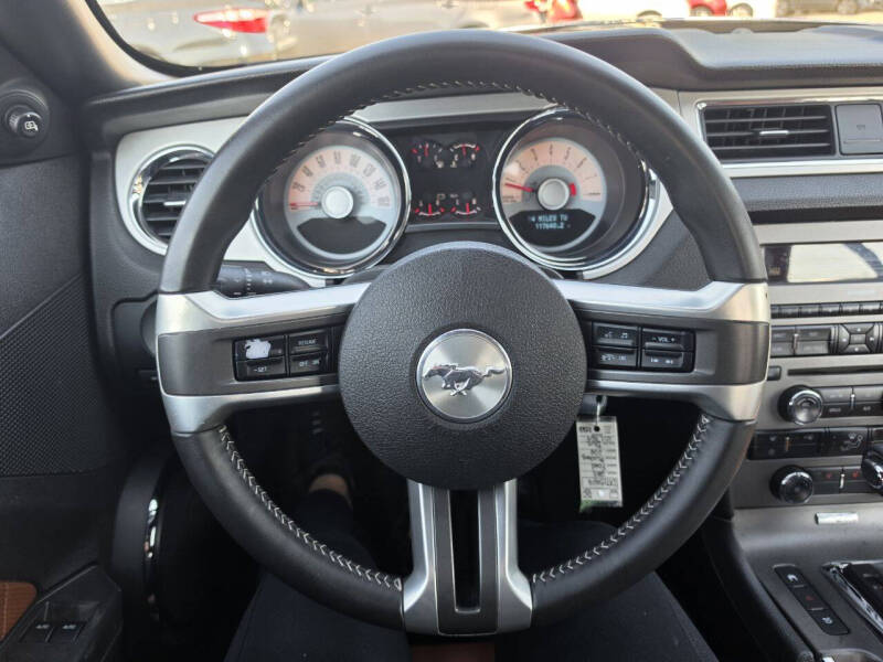 2011 Ford Mustang V6 Premium