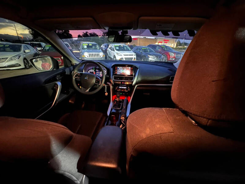 2019 Mitsubishi Eclipse Cross ES