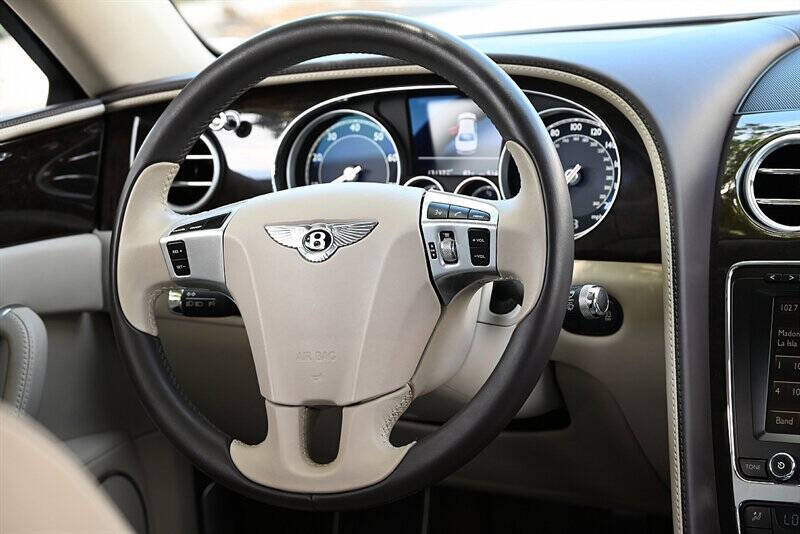 2014 Bentley Flying Spur 38