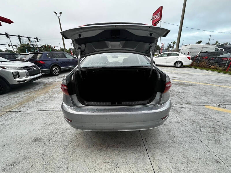 2019 Volkswagen Jetta SE