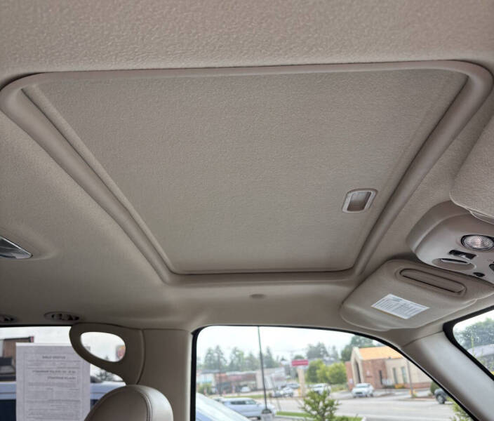 2004 Cadillac Escalade