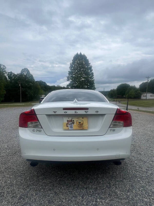 2011 Volvo C70 T5