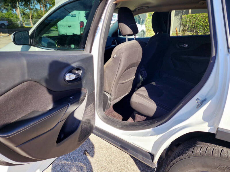 2016 Jeep Cherokee Latitude Altitude