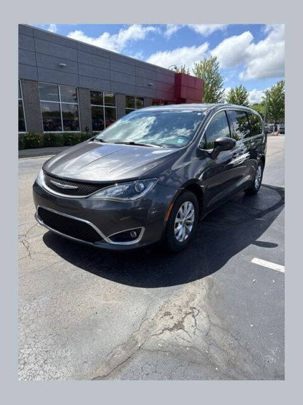 2018 Chrysler Pacifica Touring Plus