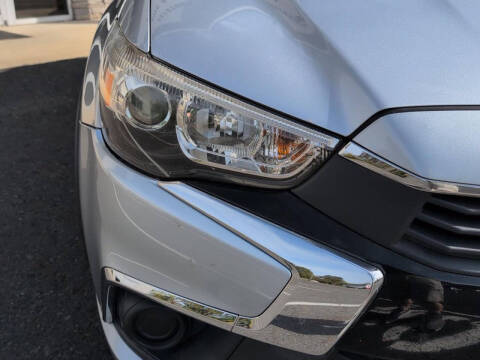 2016 Mitsubishi Outlander Sport 2.4 ES