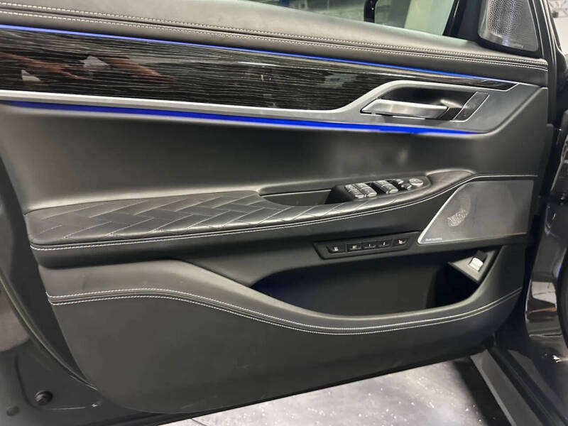 2021 BMW 7 Series ALPINA B7 xDrive