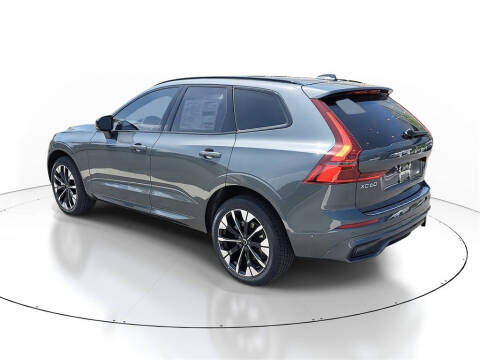 2026 Volvo XC60 B5 Plus