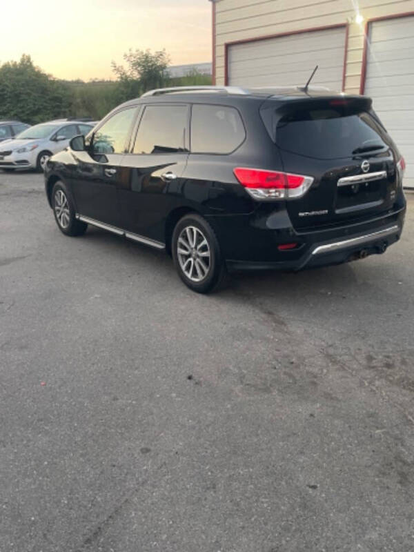 2015 Nissan Pathfinder SL