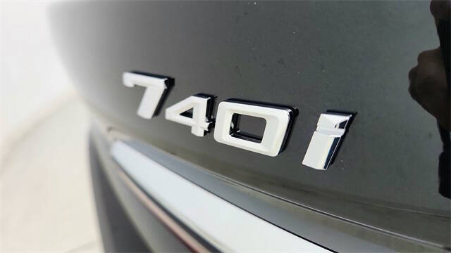 2024 BMW 7 Series 740i