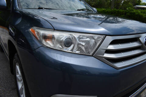 2013 Toyota Highlander Plus