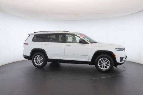 2022 Jeep Grand Cherokee L Laredo