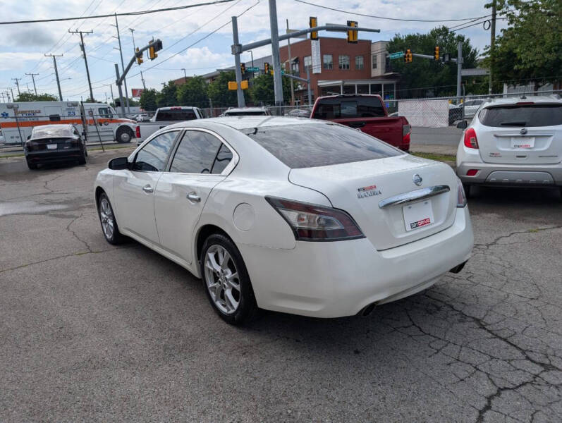 2014 Nissan Maxima
