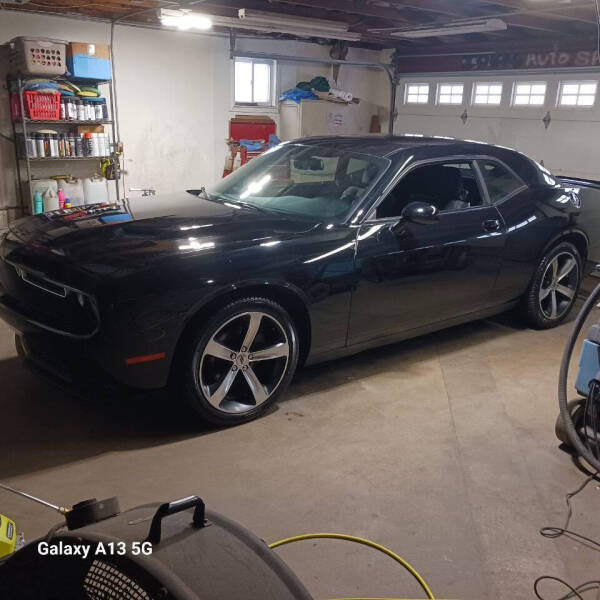 2019 Dodge Challenger SXT's photo