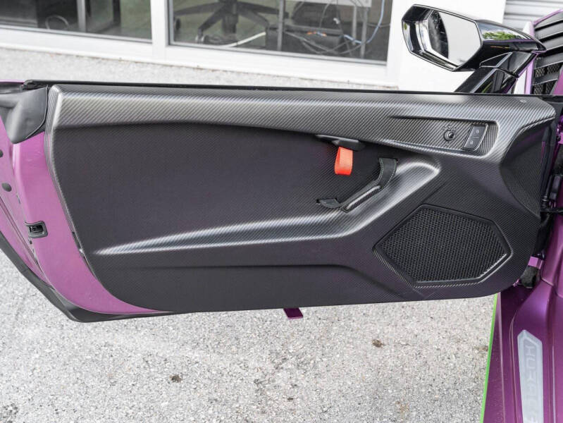 2023 Lamborghini Huracan STO