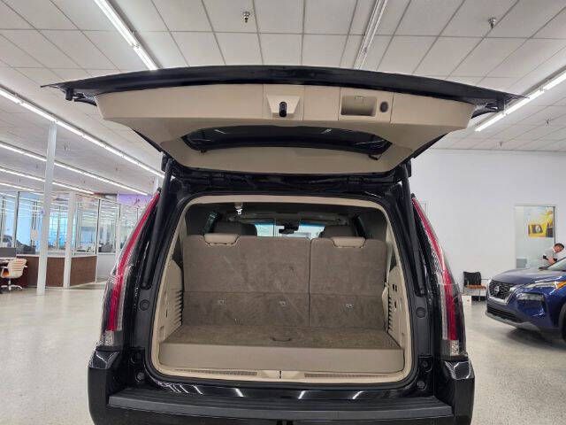 2020 Cadillac Escalade Luxury