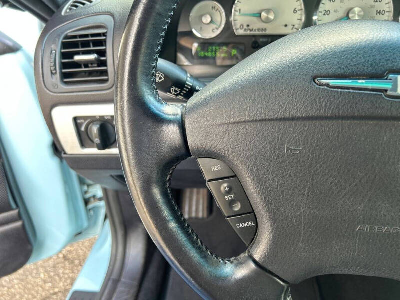 2003 Ford Thunderbird