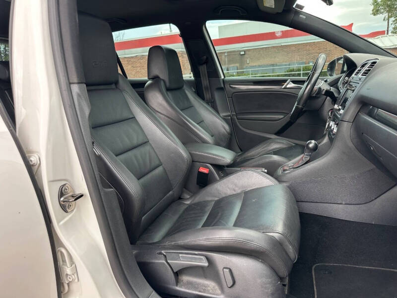 2010 Volkswagen GTI Base PZEV