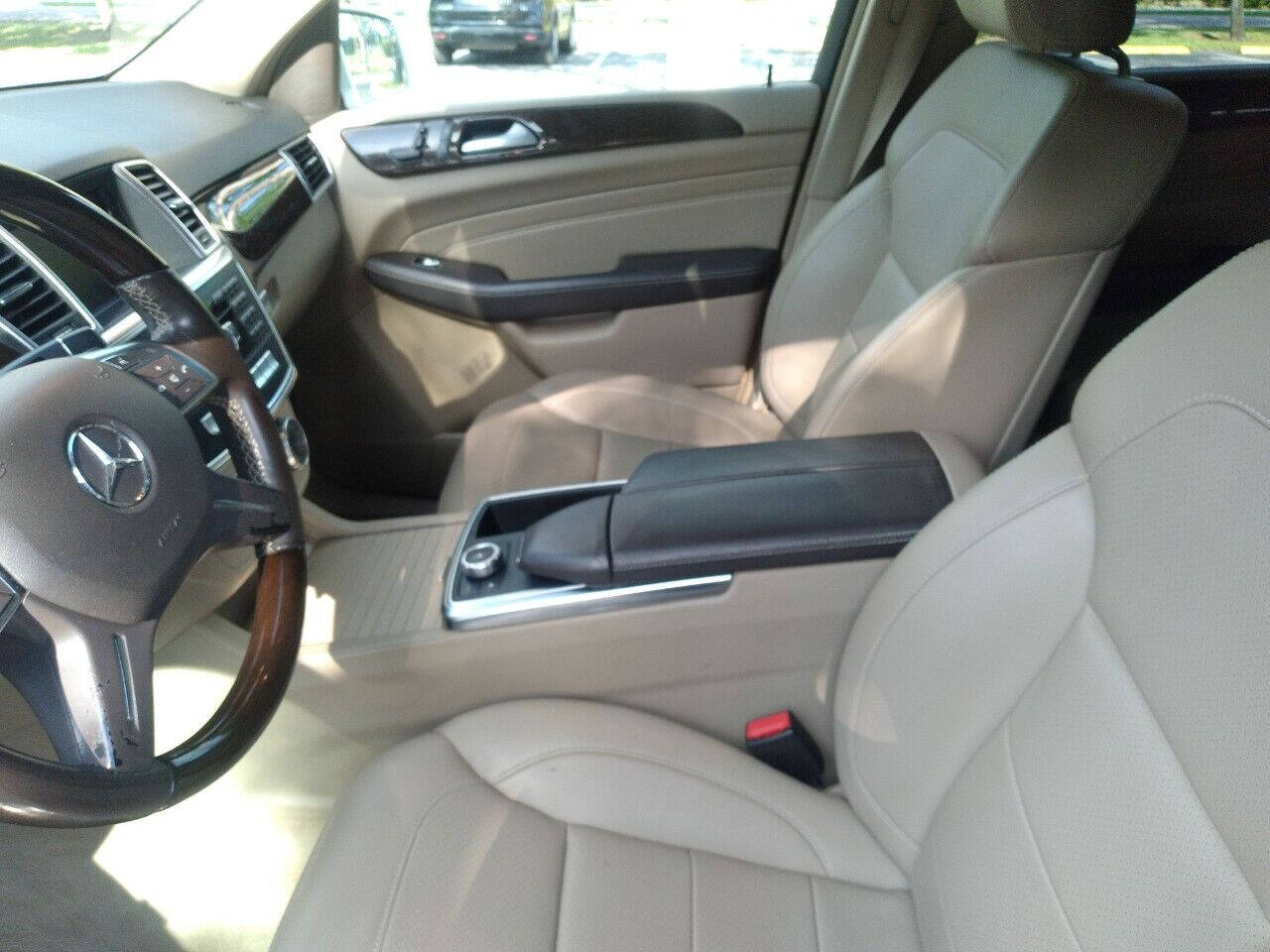 2013 Mercedes-Benz M-Class  - $18,999
