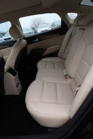 2018 Kia Cadenza Premium