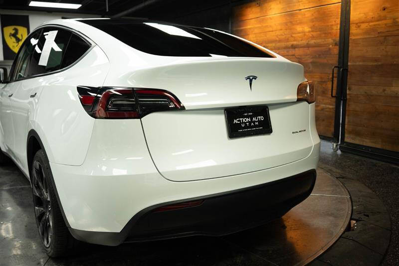 2024 Tesla Model Y Long Range