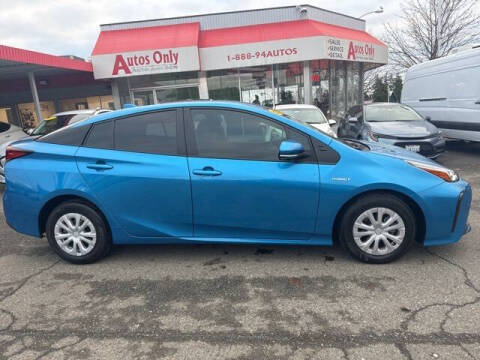 2022 Toyota Prius LE