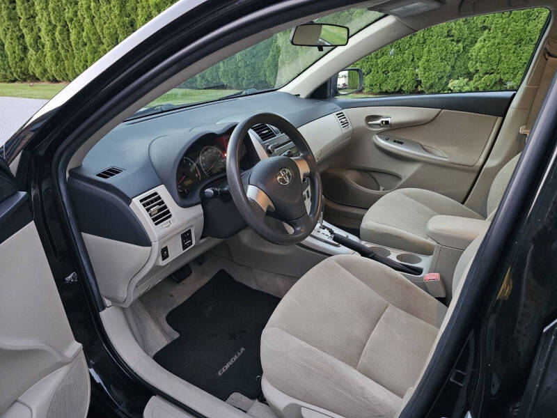 2011 Toyota Corolla LE