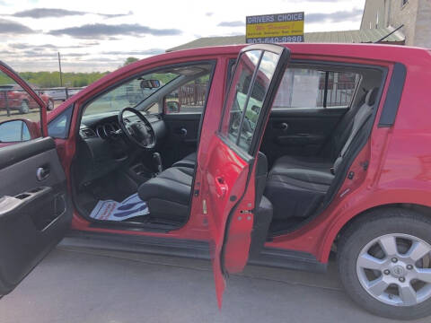 2009 Nissan Versa 1.8 S