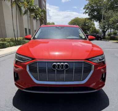 2019 Audi e-tron quattro Premium Plus