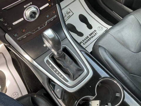 2017 Ford Edge Titanium