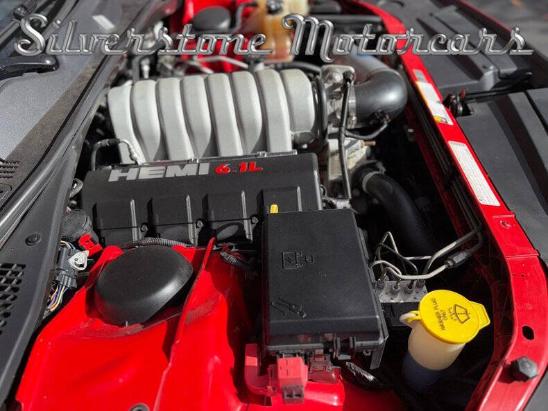 2010 Dodge Challenger SRT8