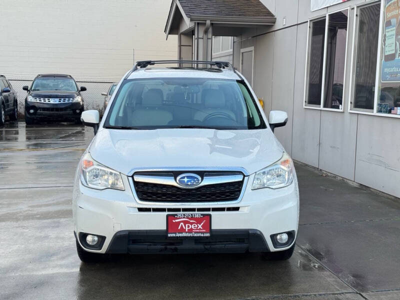 2014 Subaru Forester i Touring photo 2