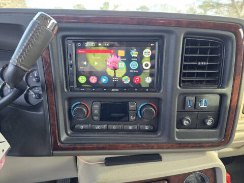 2005 Cadillac Escalade