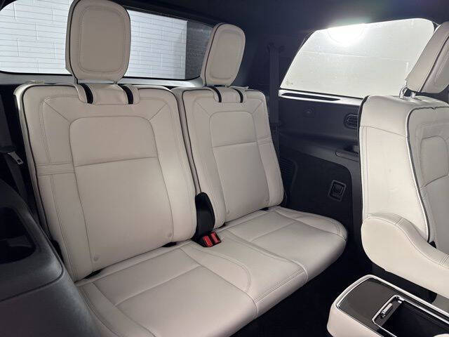 2025 Lincoln Aviator Black Label