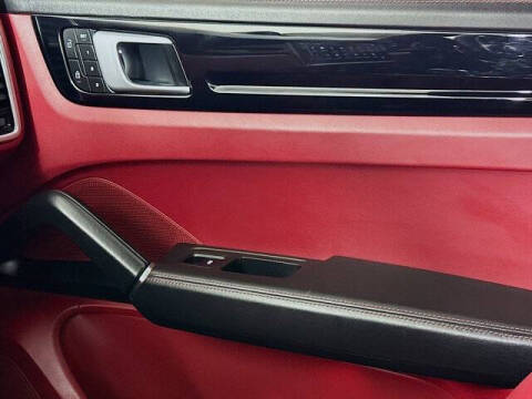 2022 Porsche Cayenne