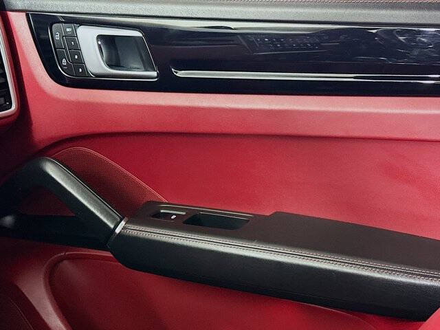 2022 Porsche Cayenne