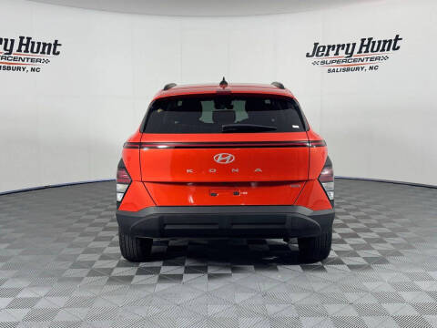 2025 Hyundai Kona SEL